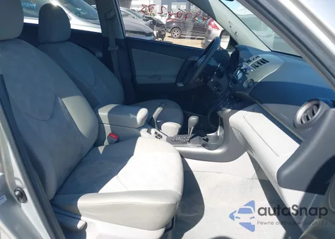 2010 Toyota Rav4 z USA, uszkodzony, nr VIN 2T3BF4DV8AW052302